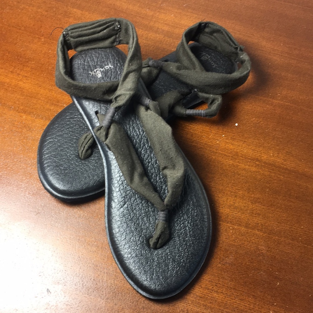 Sanuk sandals